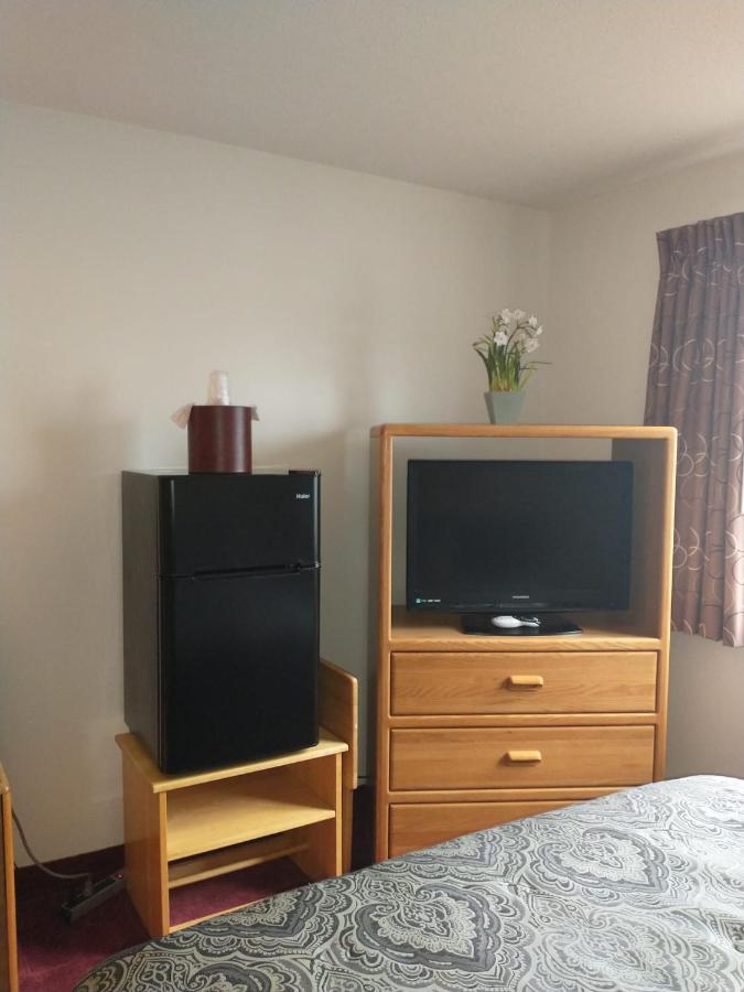 Sauk River Inn & Suites, A Travelodge By Wyndham Sauk Centre Eksteriør billede