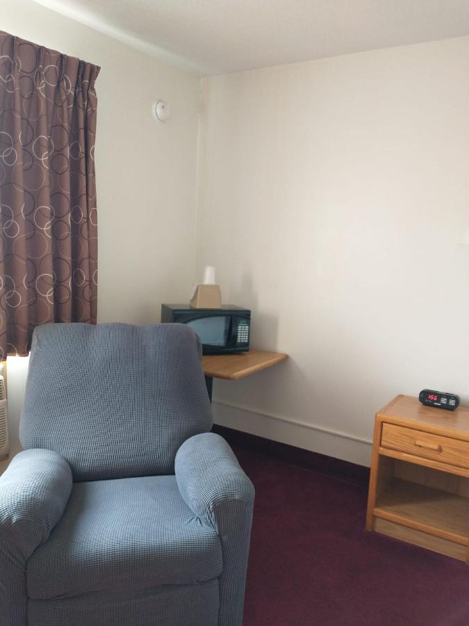 Sauk River Inn & Suites, A Travelodge By Wyndham Sauk Centre Eksteriør billede