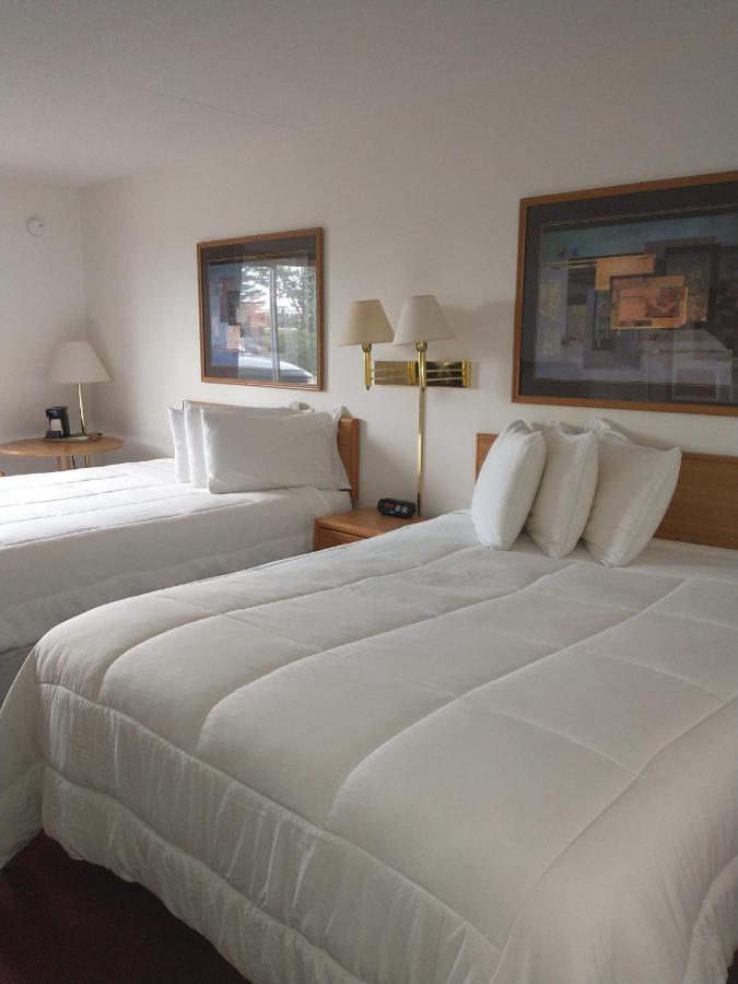 Sauk River Inn & Suites, A Travelodge By Wyndham Sauk Centre Eksteriør billede