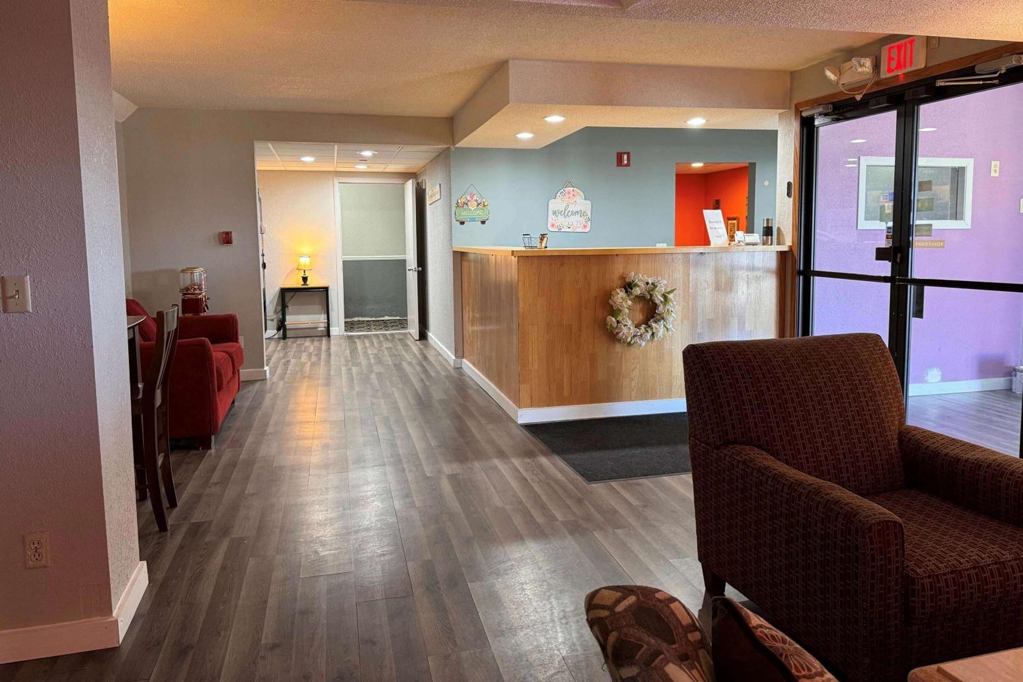 Sauk River Inn & Suites, A Travelodge By Wyndham Sauk Centre Eksteriør billede