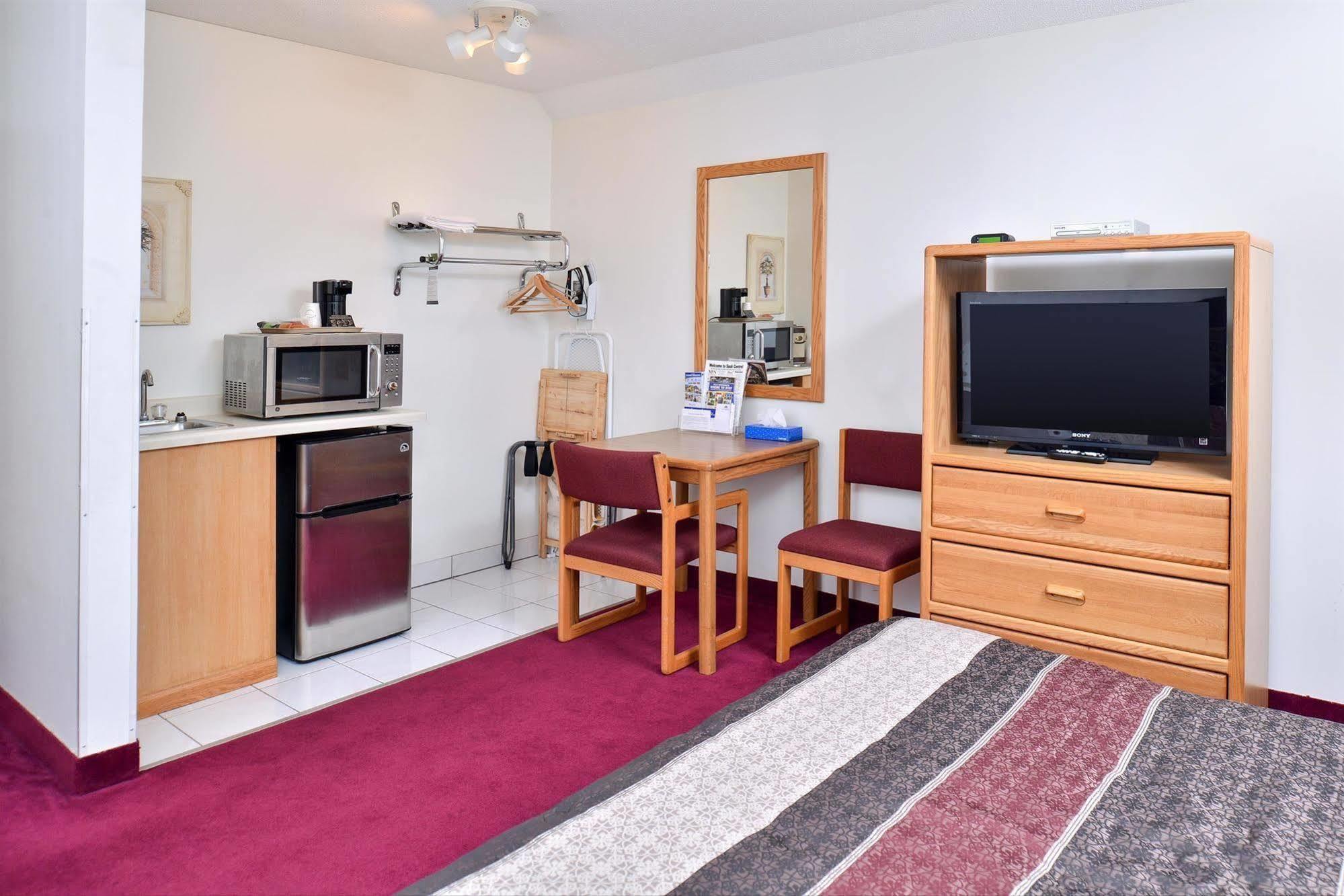 Sauk River Inn & Suites, A Travelodge By Wyndham Sauk Centre Eksteriør billede