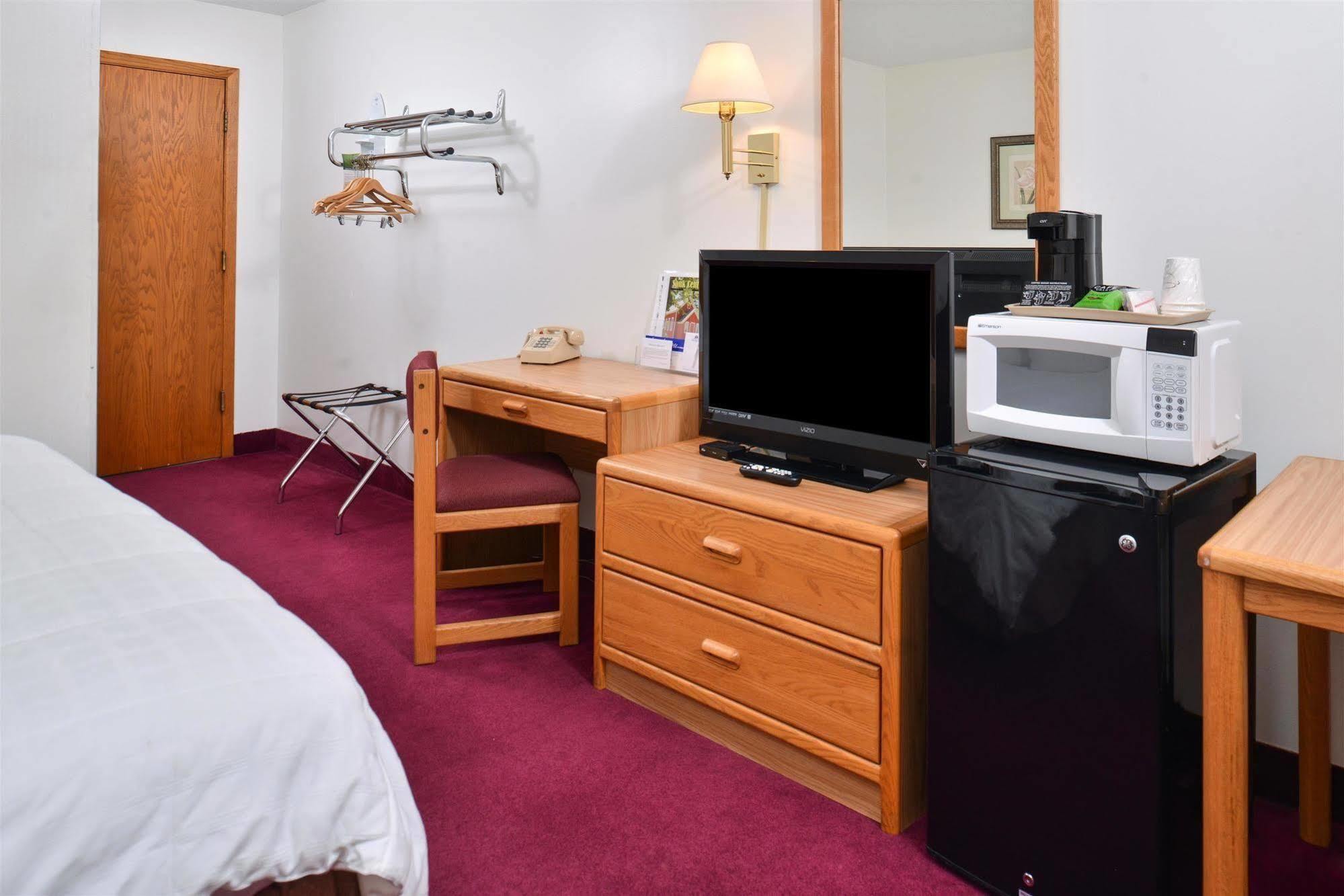 Sauk River Inn & Suites, A Travelodge By Wyndham Sauk Centre Eksteriør billede