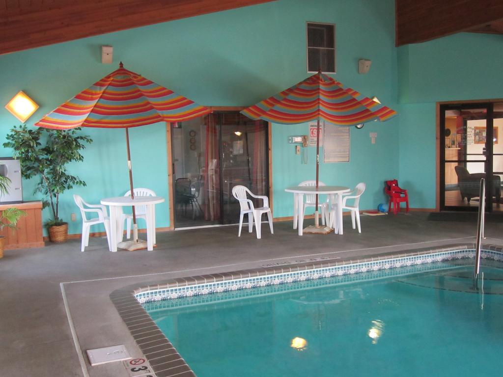 Sauk River Inn & Suites, A Travelodge By Wyndham Sauk Centre Eksteriør billede