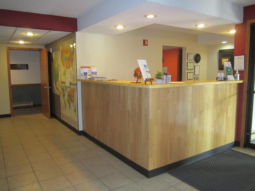 Sauk River Inn & Suites, A Travelodge By Wyndham Sauk Centre Eksteriør billede